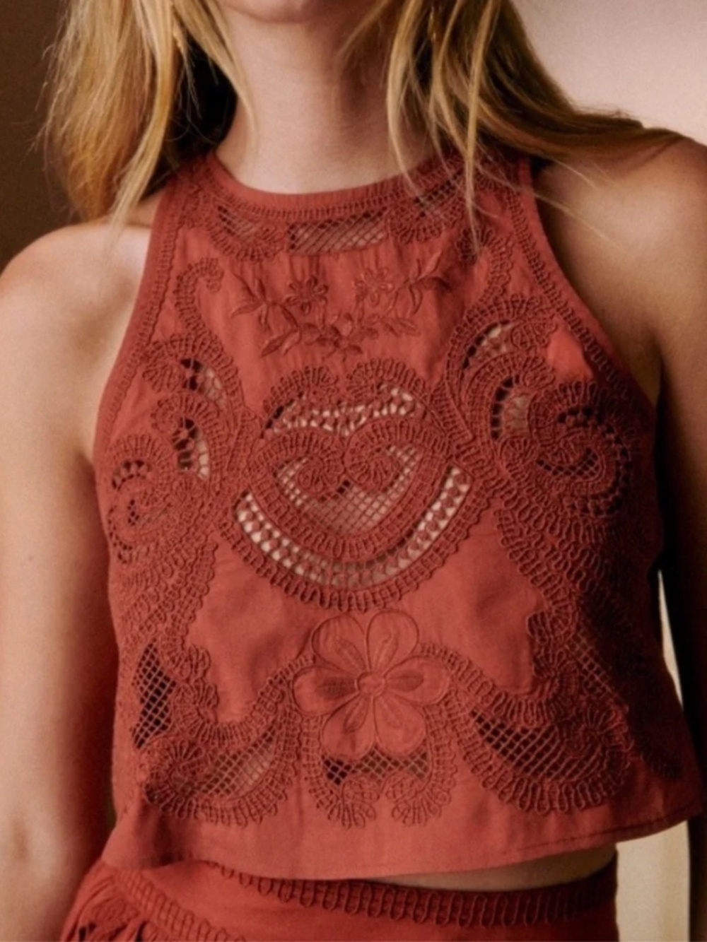 Sezane Uanna embroidered top - size 4
